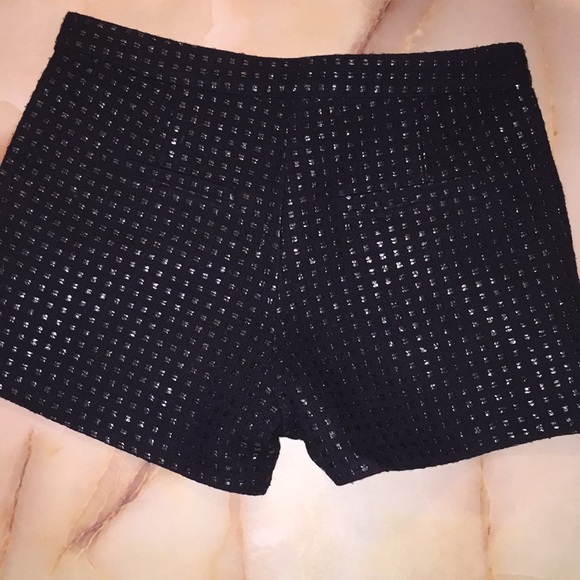 Cute shorts - Picture 4 of 4